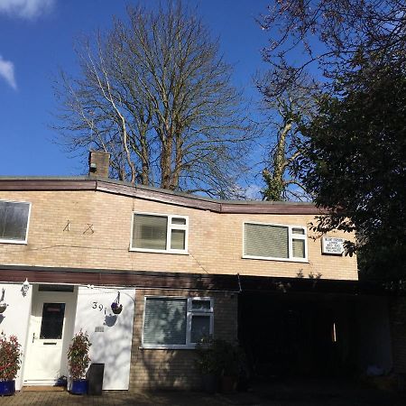 Blue Cedar Lodge Norwich Exterior photo